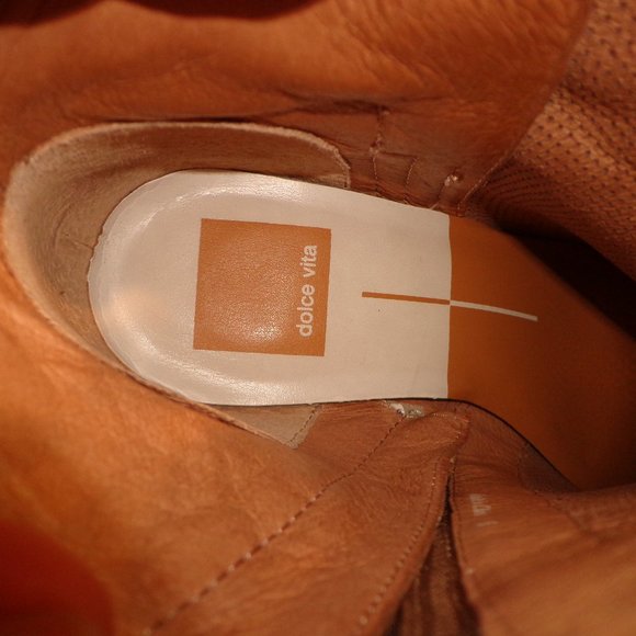 FIRM Dolce Vita Yuri Bootie in Box 6M Perforated Nubuck Zip Closure Natural - Picture 12 of 14